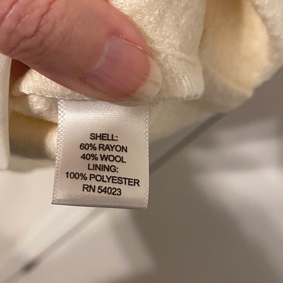 Banana Republic Skirt - Picture 5 of 5